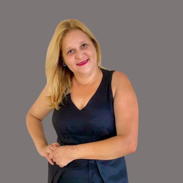 Kely Cristina R. dos Santos